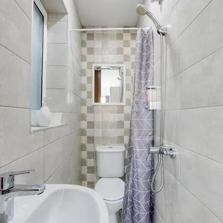 Studio Penthouse *